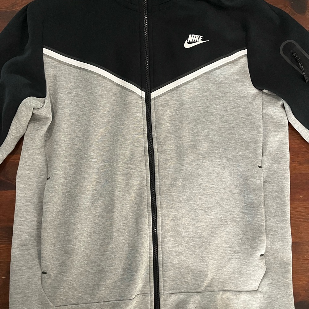 Nike Tech hoodie